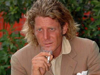 Κύκλωμα εκβίαζε διάσημους Ιταλούς