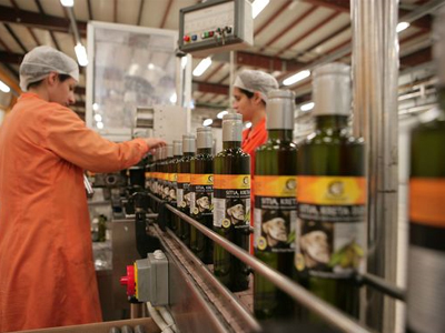 «Αχτίδα» ελπίδας για τις επιχειρήσεις στη Βόρεια Ελλάδα