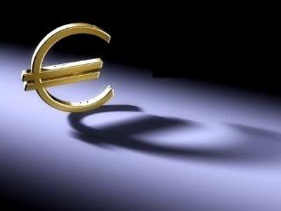 Κερδίζει έδαφος το ευρώ