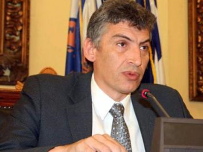 Με ασφαλιστικά μέτρα «απαντά» ο Φασούλας