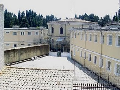 Στη ΜΕΘ ο βαρυποινίτης Αλβανός