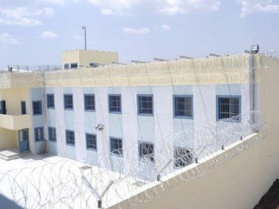 Κρεμάστηκε μέσα στο κελί