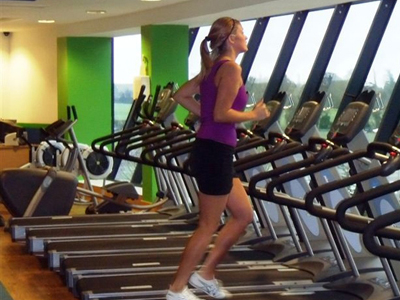 Η γυμνάστρια του… κόμματος