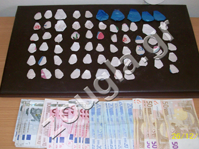 Έκρυψε την ηρωίνη στους θάμνους