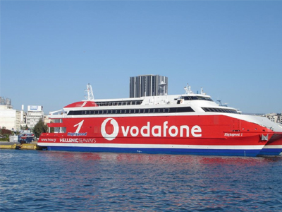 Προσέκρουσε στο λιμάνι της Τήνου το «High Speed 1»