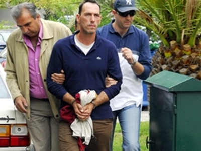 “Παράτησε τη σταδιοδρομία του για γατάκια και σκυλάκια”