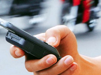 Την δάγκωσε, για να της κλέψει το κινητό