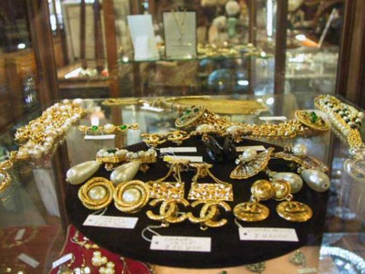 Ληστές «αλώνιζαν» μέρα-μεσημέρι στην Κηφισιά