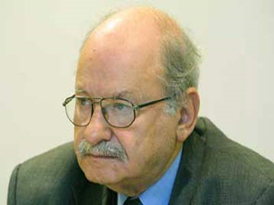 Κύρκος εναντίον όλων