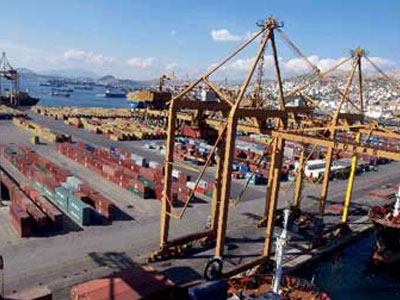 Άνεμος αισιοδοξίας στο λιμάνι