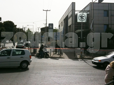 Ο ληστής με το κοστούμι, η «βόμβα» και το σημείωμα