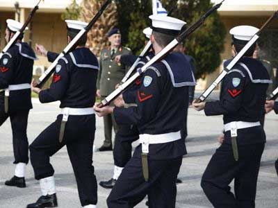 Καταργείται η θητεία σε αεροπορία και ναυτικό