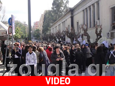 Προσλήψεις και ένταξη στα βαρέα υποσχέθηκε η υπουργός