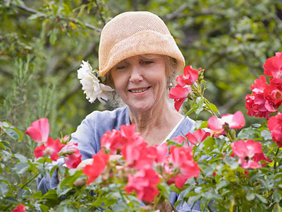 Η ευτυχία «έρχεται» στα 74!