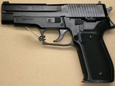 Τον πυροβόλησε για τα μάτια μιας γυναίκας