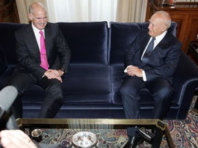 Στον Πρόεδρο της Δημοκρατίας ο Γιώργος Παπανδρέου