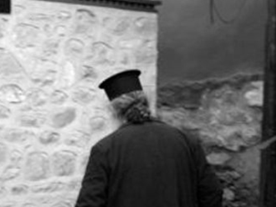 «Μαινόμενος ταύρος» ο ιερέας