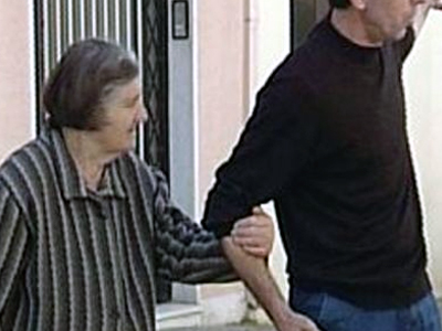 Αστυνομικοί τον αποκάλεσαν «κοπρίτη»