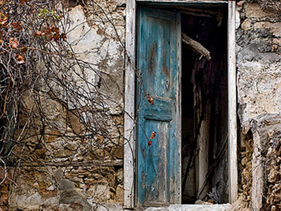 Βρήκαν… πτώμα στο εξοχικό τους