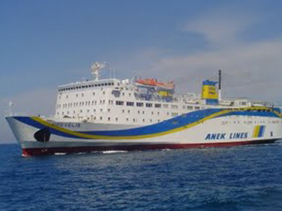 Βλάβη στον κάβο του «Πρέβελης»