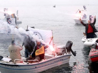 Οι αλιείς διαμαρτύρονται για το φυτοπλαγκτόν