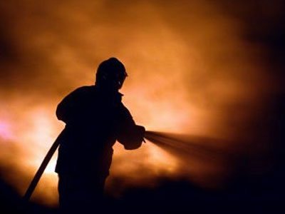 Τραυματίστηκαν πυροσβέστες στο Πήλιο