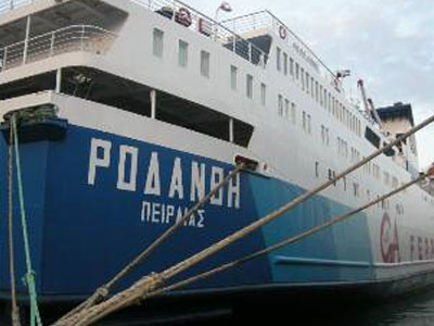 Ναυτικός απειλεί να αυτοκτονήσει για τα δεδουλευμένα