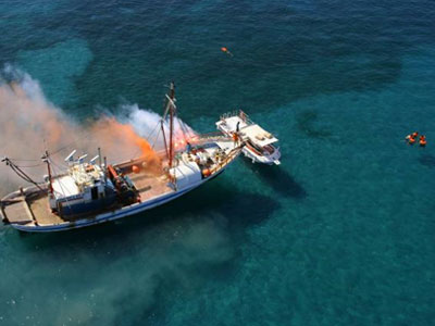 Σύγκρουση αλιευτικού με ταχύπλοο