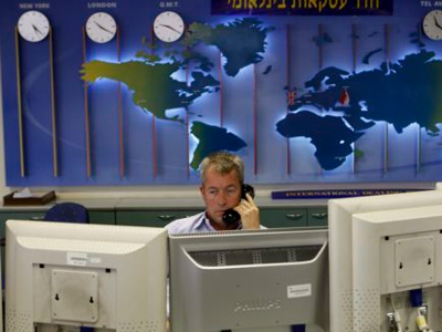 Διευρύνεται το spread του ελληνικού ομολόγου