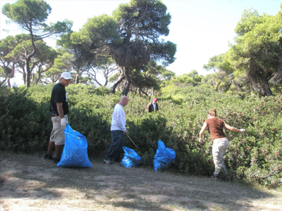 Εκστρατεία καθαρισμού στον Σχινιά