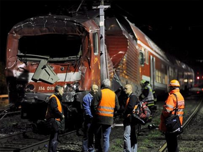 Σύγκρουση τρένων με 52 τραυματίες στη Γερμανία