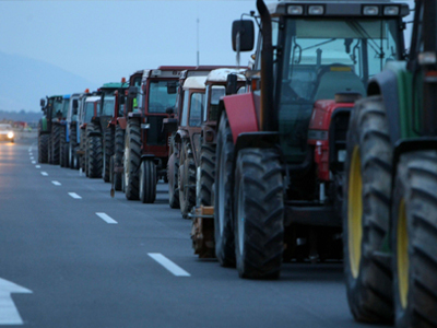 Κλείνουν δρόμους οι αγρότες του Λαγκαδά