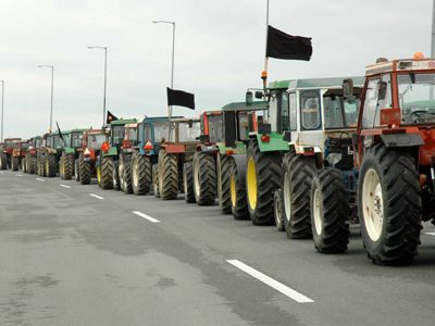Επιμένουν και οι Πελοποννήσιοι αγρότες