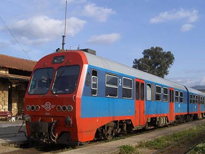 Τρένο παρέσυρε πεζή