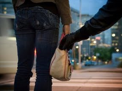 Τσαντάκιας έστειλε στο νοσοκομείο πεζή