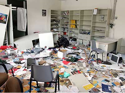 Βανδαλισμοί στο ΚΕΚ της Νομαρχίας Λάρισας