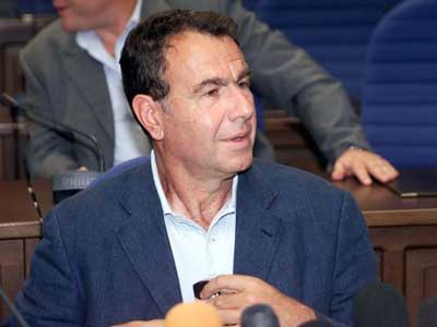 Οι κρίσεις έφεραν «κρίση»