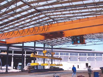 Στους δρόμους οι εργαζόμενοι στην «Ελληνική Χαλυβουργία»