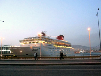 Δεν θα δέσει το «Ζenith» στον Πειραιά