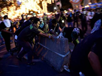 Νεκρός σε επεισόδια στην Μπανγκόκ