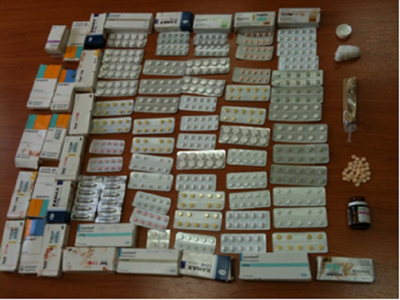 Τον έπιασαν με 831 ναρκωτικά χάπια Τον έπιασαν με 831 ναρκωτικά χάπια