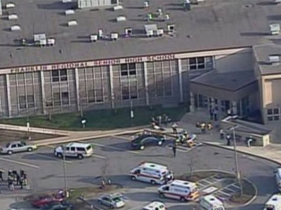 ΗΠΑ: Εννιά τραυματίες από επίθεση με μαχαίρι σε σχολείο ΗΠΑ: Εννιά τραυματίες από επίθεση με μαχαίρι σε σχολείο