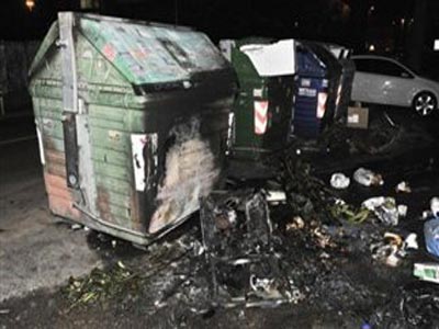 Έκλεισαν σε κάδο απορριμμάτων μετανάστη και του έβαλαν φωτιά