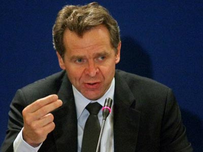 Τόμσεν: Δεν ήταν τέλεια τα προγράμματα της Τρόικας