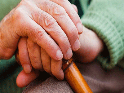 Aπατεώνας εμφανίστηκε σε ηλικιωμένο ως υπάλληλος ΔΟΥ