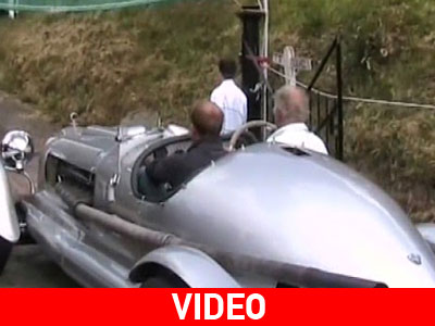 Δες τι γίνεται όταν βάζεις έναν κινητήρα αεροπλάνου σε ένα αυτοκίνητο