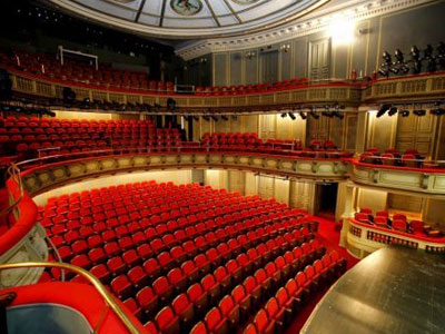 «Αρχαίο Δράμα» του Τάσου Λιγνάδη στο Εθνικό θέατρο