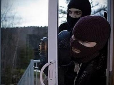 Τέσσερις κλέφτες εισέβαλαν σε σπίτι 48χρονου στην Μαγνησία