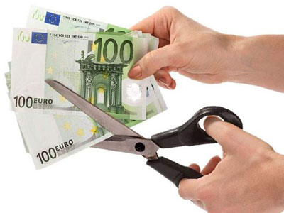 ΕΛΣΤΑΤ: Πτώση 25% στους μισθούς του ιδιωτικού τομέα