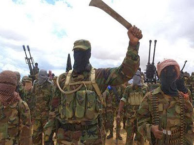 Συρία: Βίντεο δείχνει τον δημόσιο αποκεφαλισμό ενός άντρα από μαχητές της αλ Κάιντα